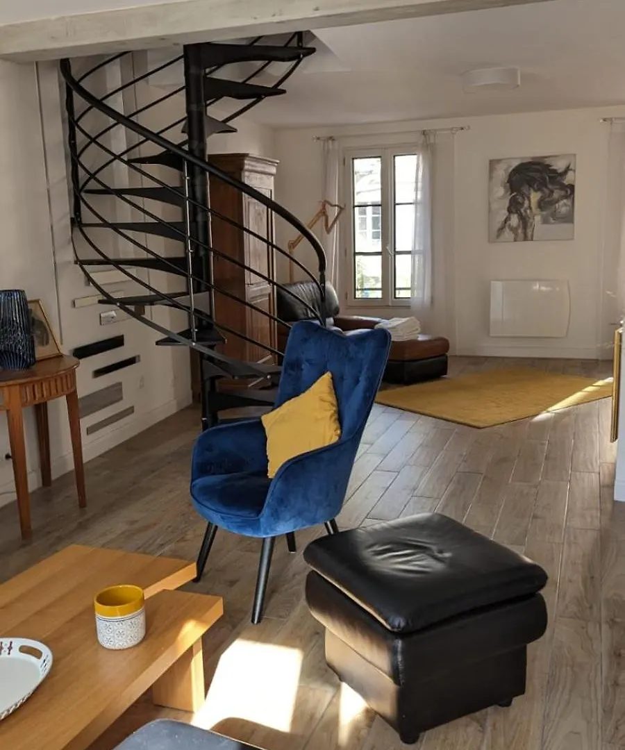 Maison De Charme Isle Sur La Sorgue L'Isle-sur-la-Sorgue 0*,  France